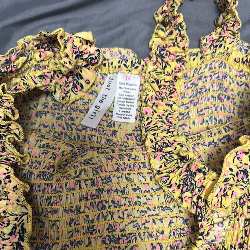 Chic Yellow Floral Jumpsuit - Picture 3 of 4